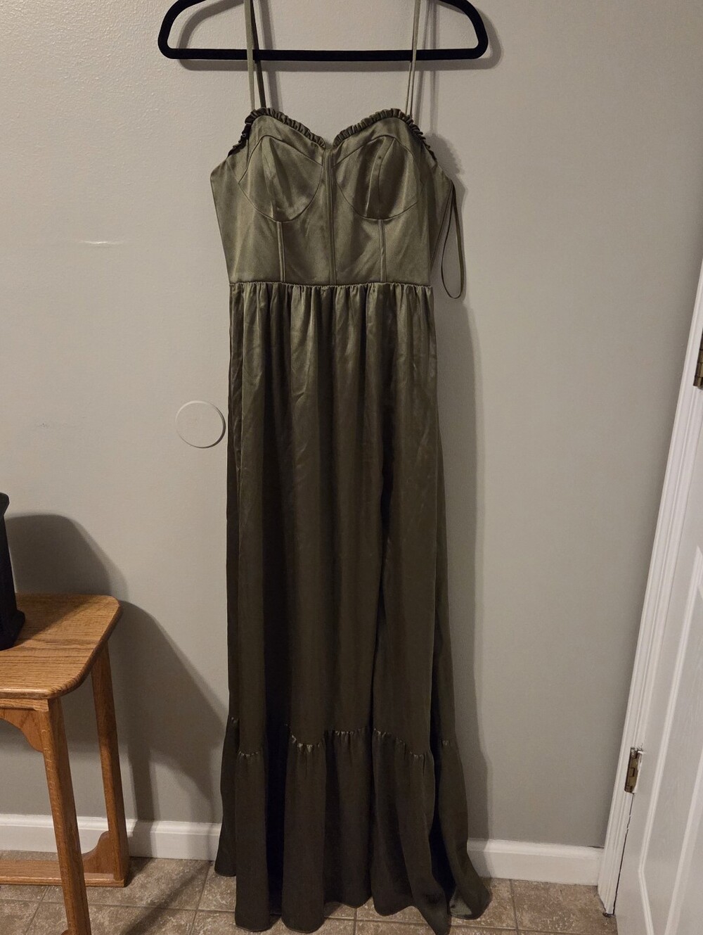 Revelry Womens Valentina Green Satin Bridesmaid Maxi Dress Removable Straps. 4 - Picture 5 of 9